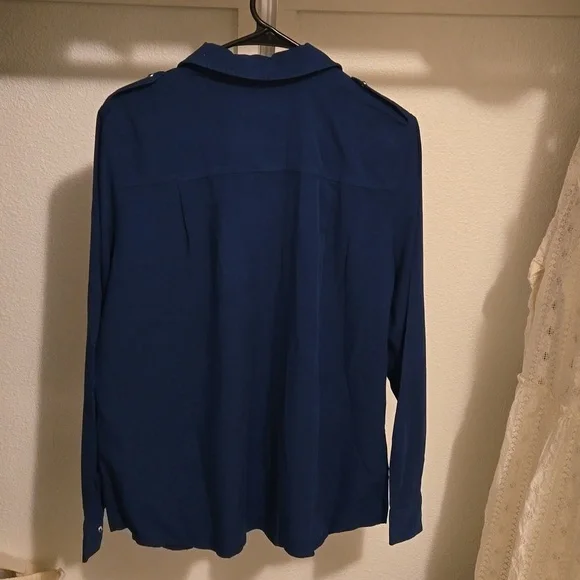 Sezane Davina Long Sleeve Snap Closure Shirt - Picture 7 of 11
